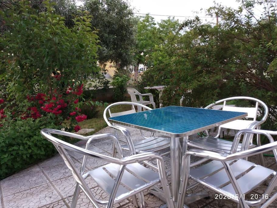Anadora 2: Hospitable Stone House With Yard Daire Dedeağaç Dış mekan fotoğraf